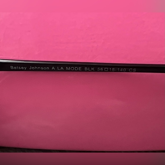 Betsey Johnson A La Mode Black Sunglasses - Picture 4 of 5